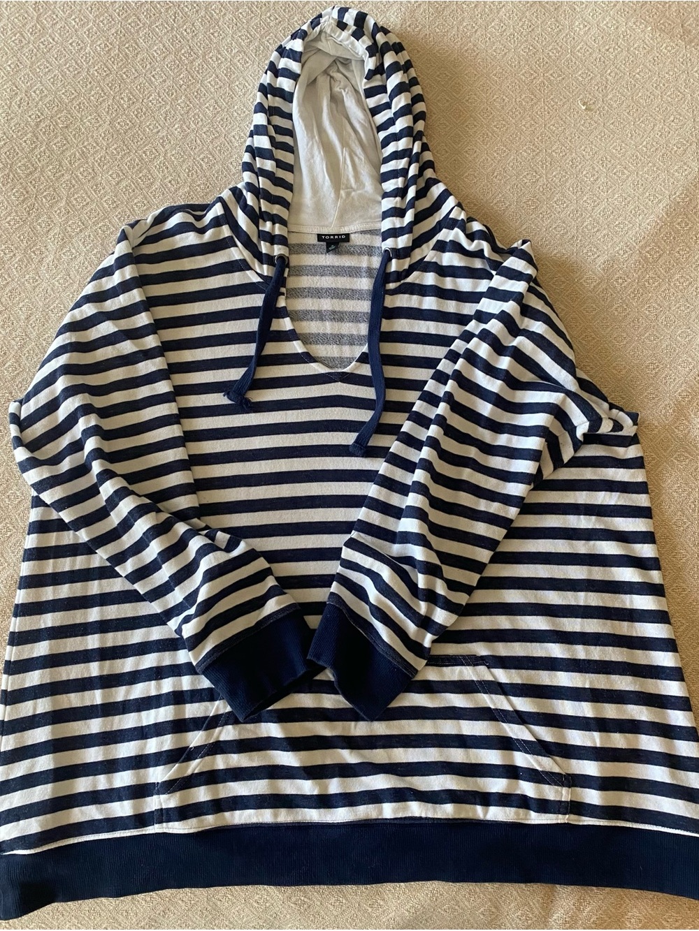 Torrid Women’s Striped Navy & White Hooded Pullover-Size 3